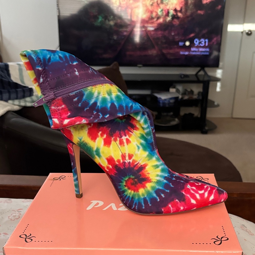 Vibrant Tie-Dye Stiletto Heels - Picture 3 of 3